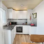 דירה Chic & Lumineux Avec Balcon קאלה