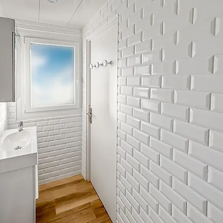 شقة Chic & Lumineux Avec Balcon *